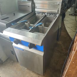 Blue Seal Twin Tank 3 Phase Fryer