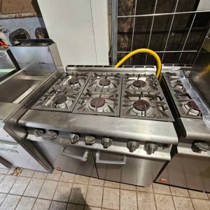 Falcon Dominator 6 Burner Natural gas oven